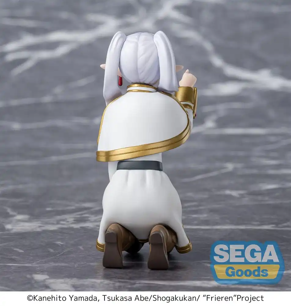 Frieren: Beyond Journey's End PM Perching PVC Statue Frieren Poking Something 10 cm